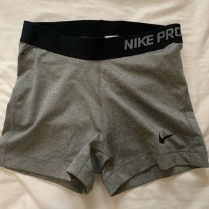 nike pro 3” shorts/spandex